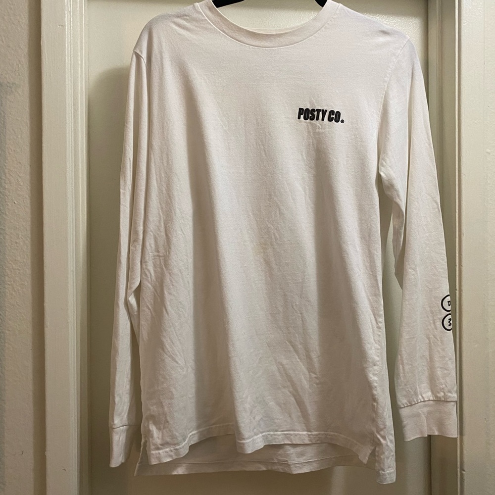 Posty Co Medium size. Long sleeve 100cotton